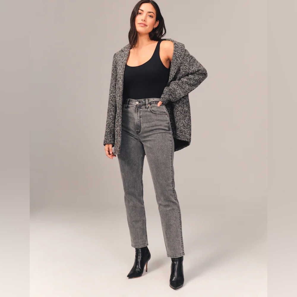 Abercrombie Curve Love Ultra High Rise Ankle Straight 30